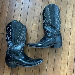 justin cowboy boots